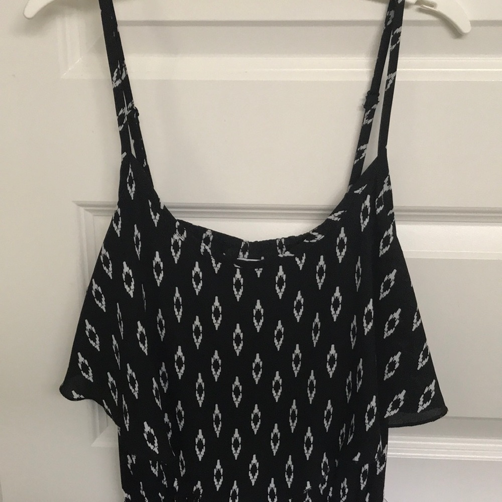 Cute Black & white patterned Romper (Size L)